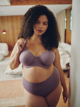 BLACK PLUM
