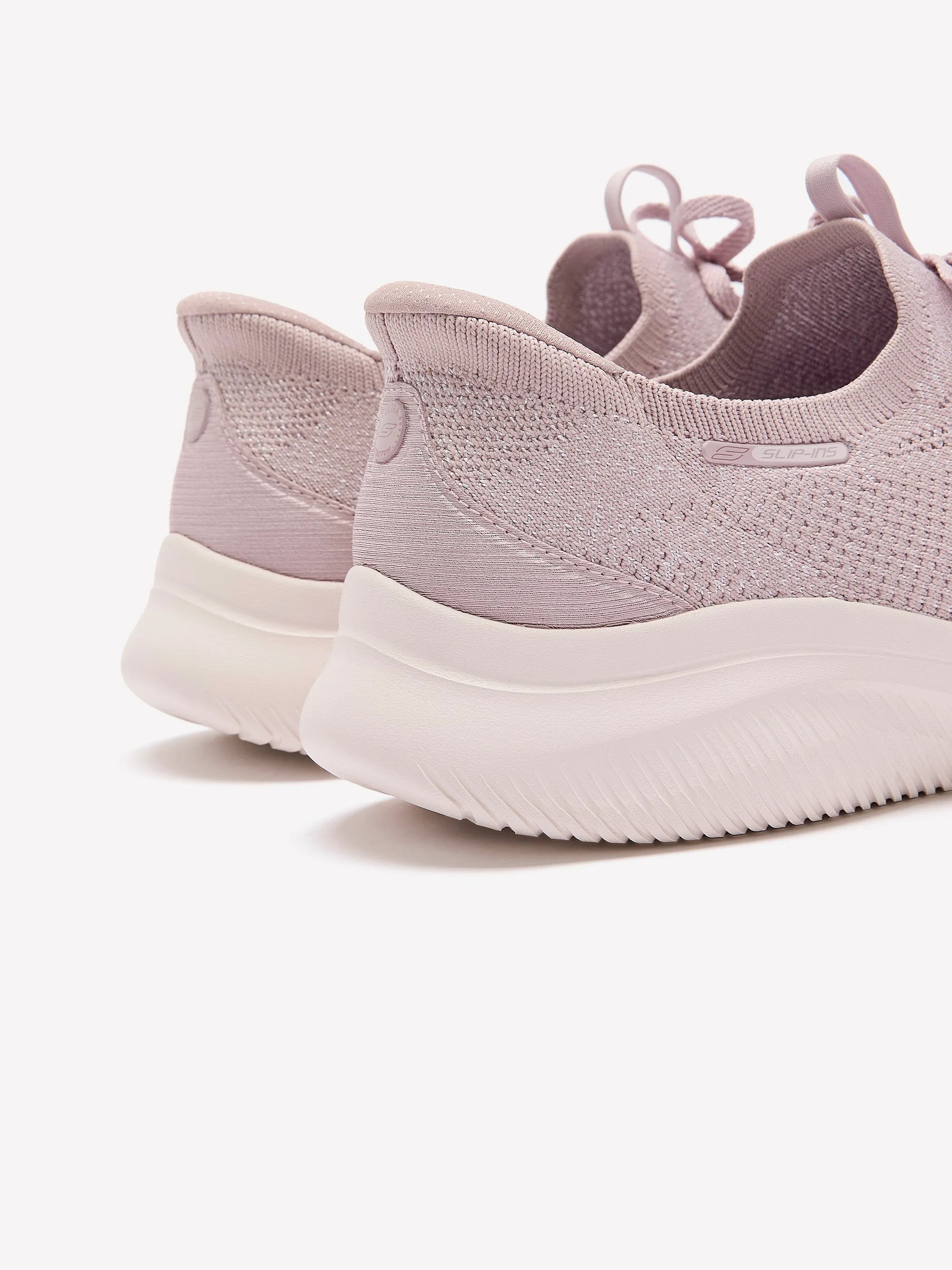 MAUVE-