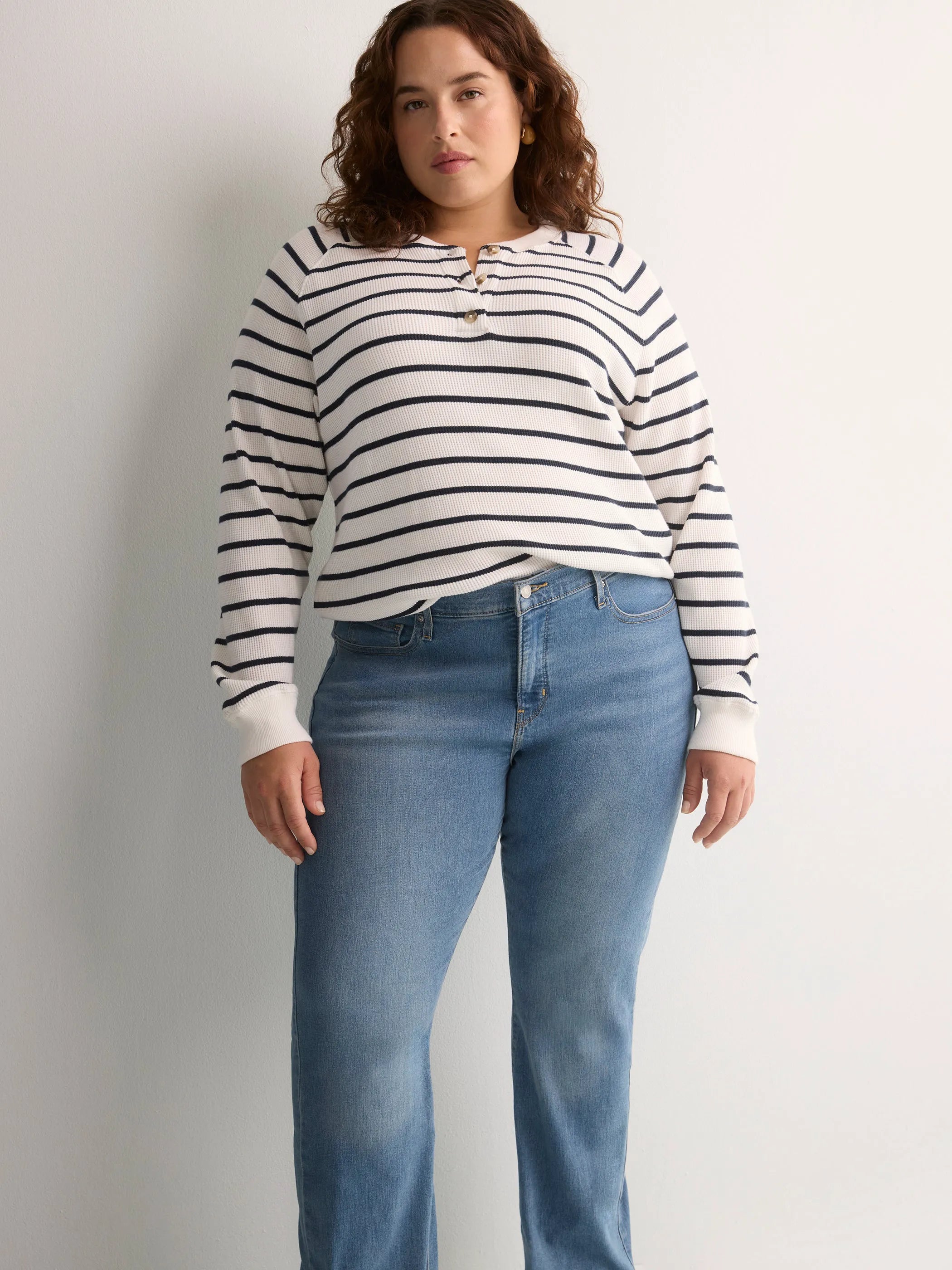 MEDIUM BLUE DENIM