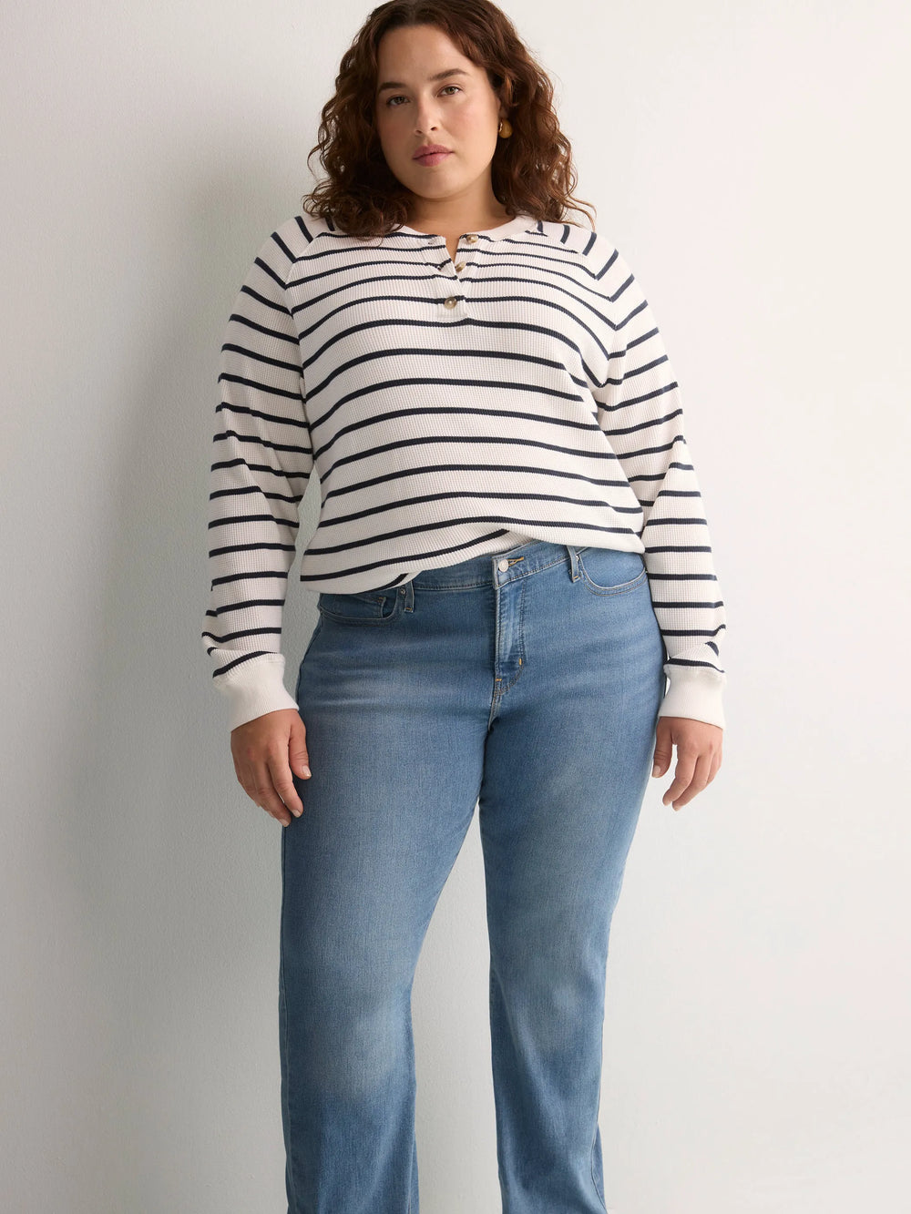 MEDIUM BLUE DENIM