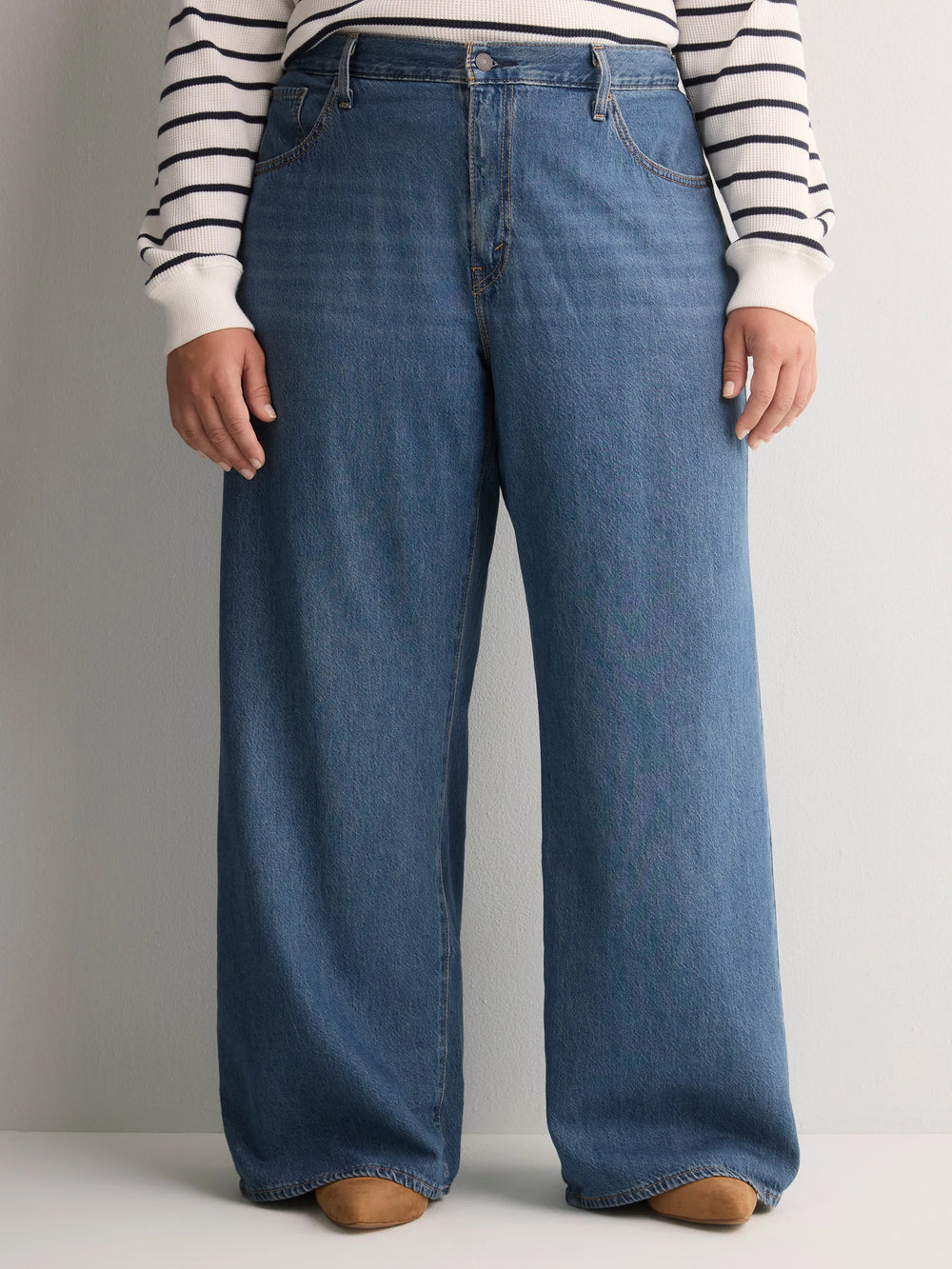 MEDIUM BLUE DENIM