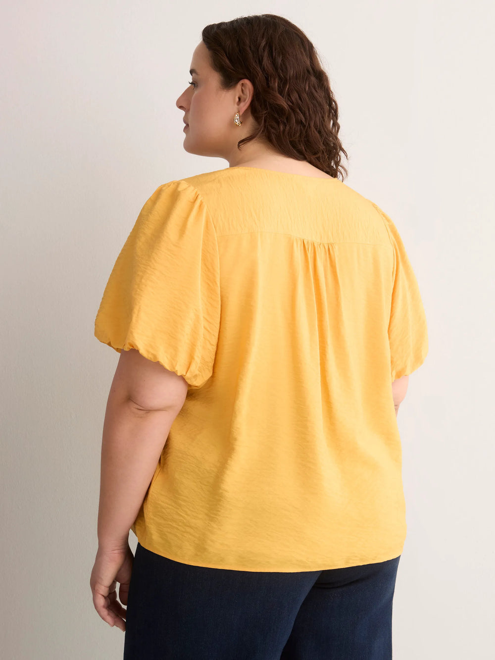 GOLDEN APRICOT
