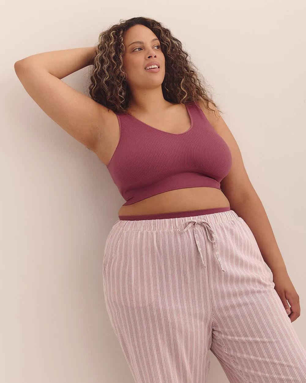 U26 Pe Womens Apparel 652