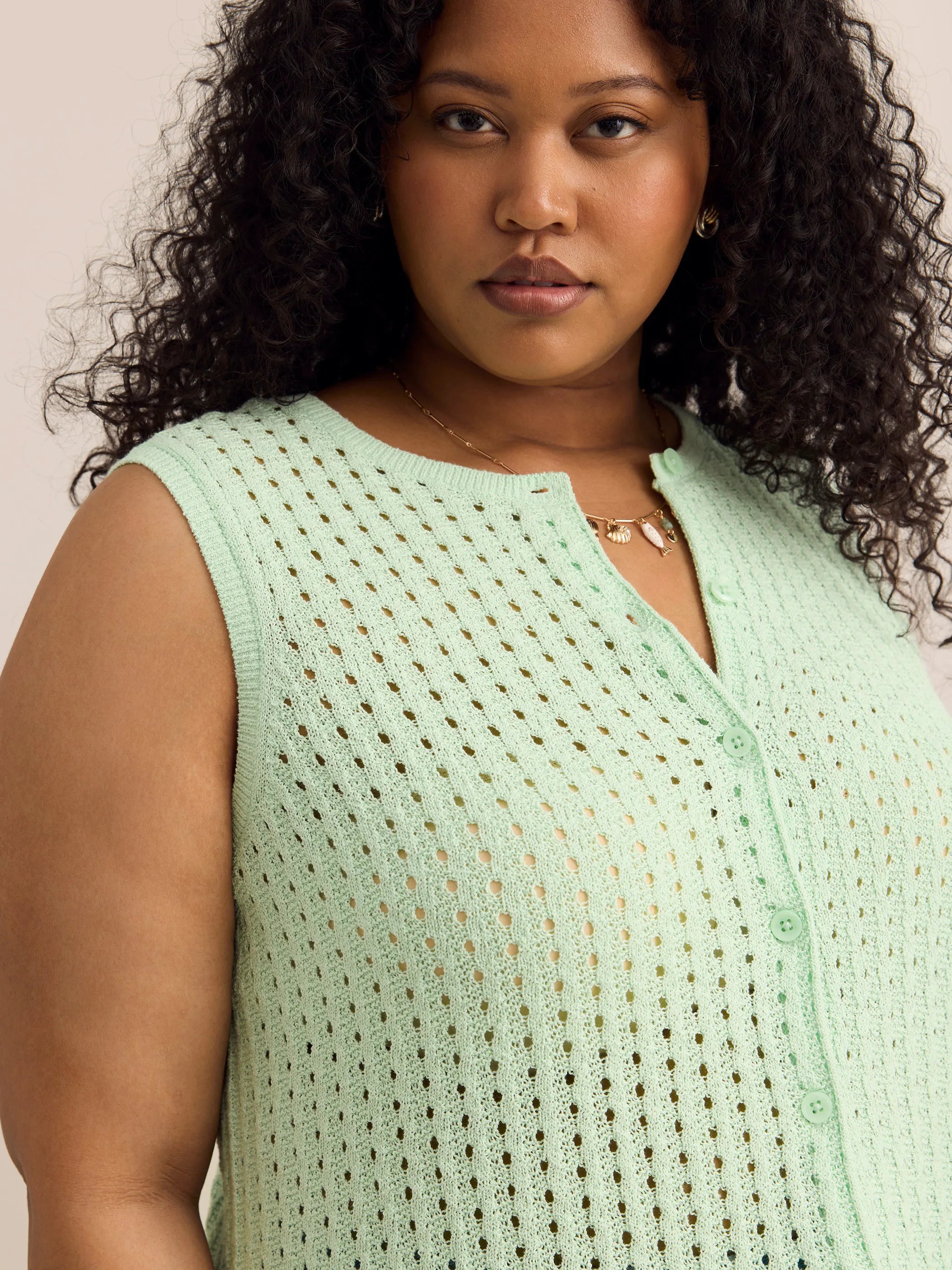 Mist green