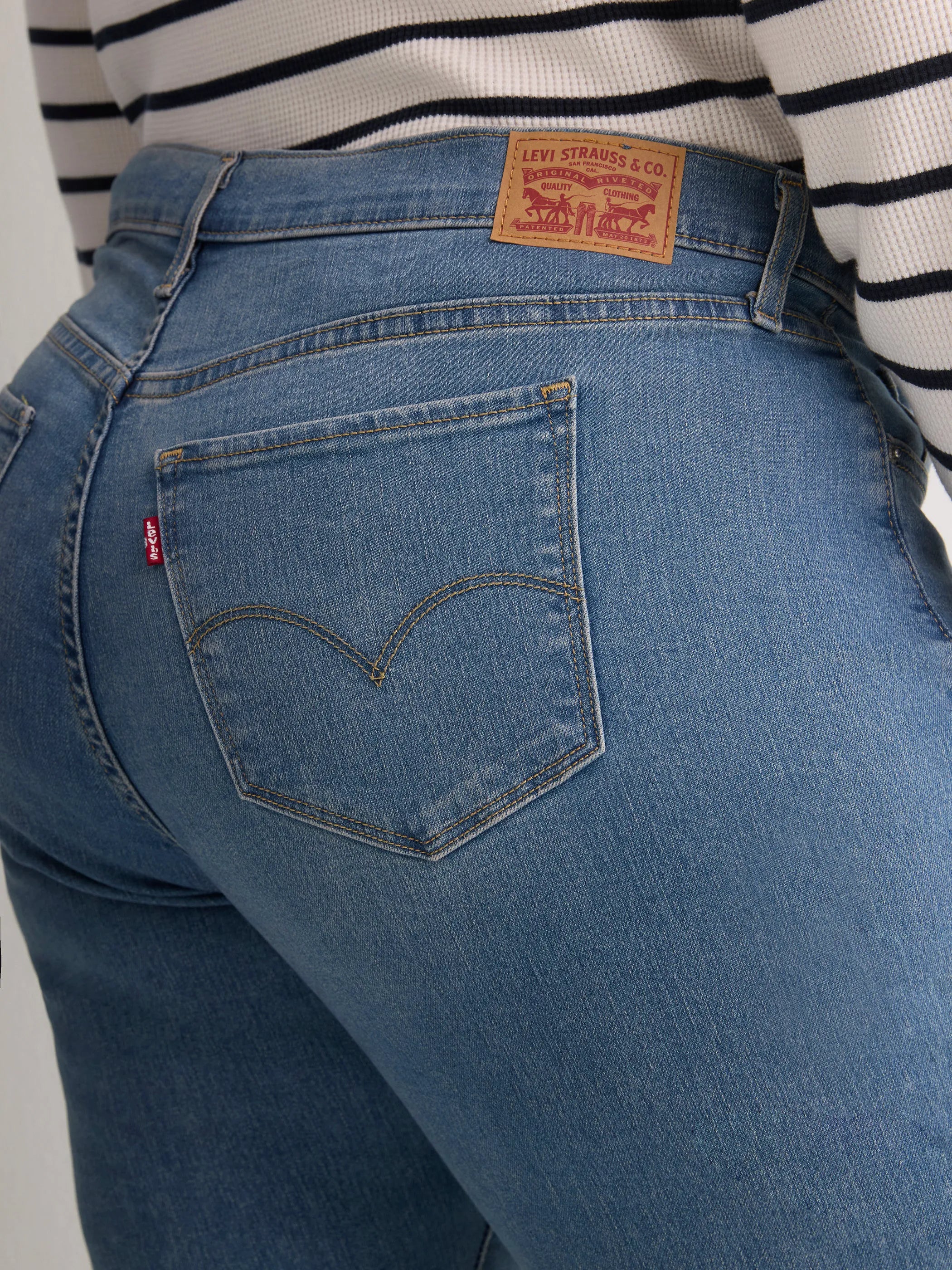 MEDIUM BLUE DENIM