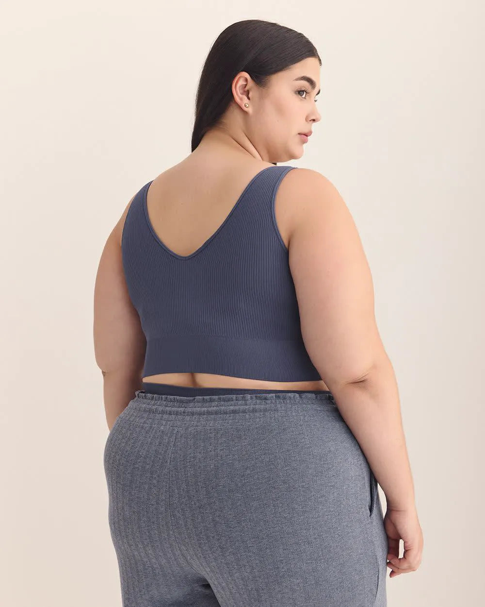 U26 Pe Womens Apparel 404