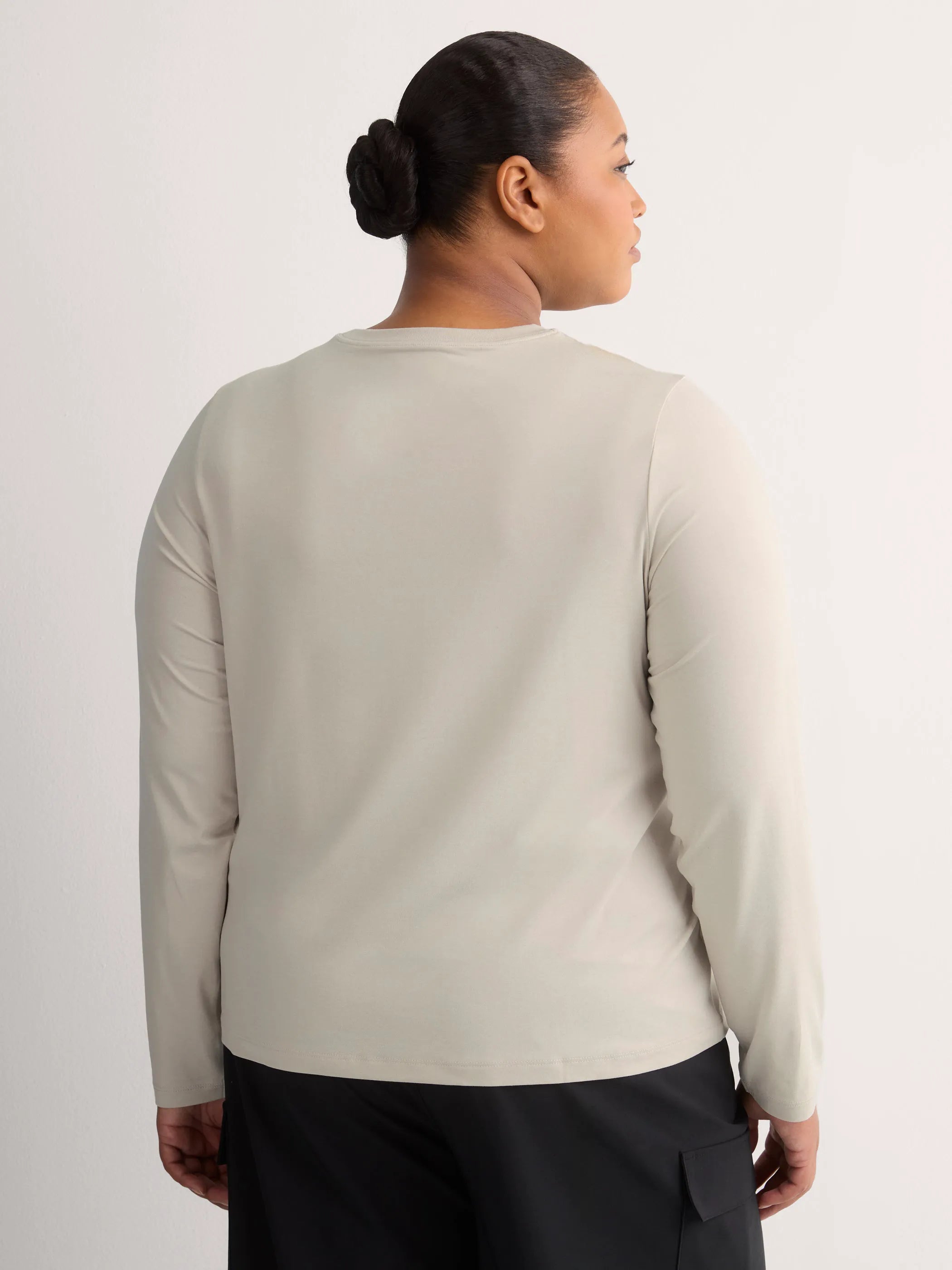 WHITECAP GRAY