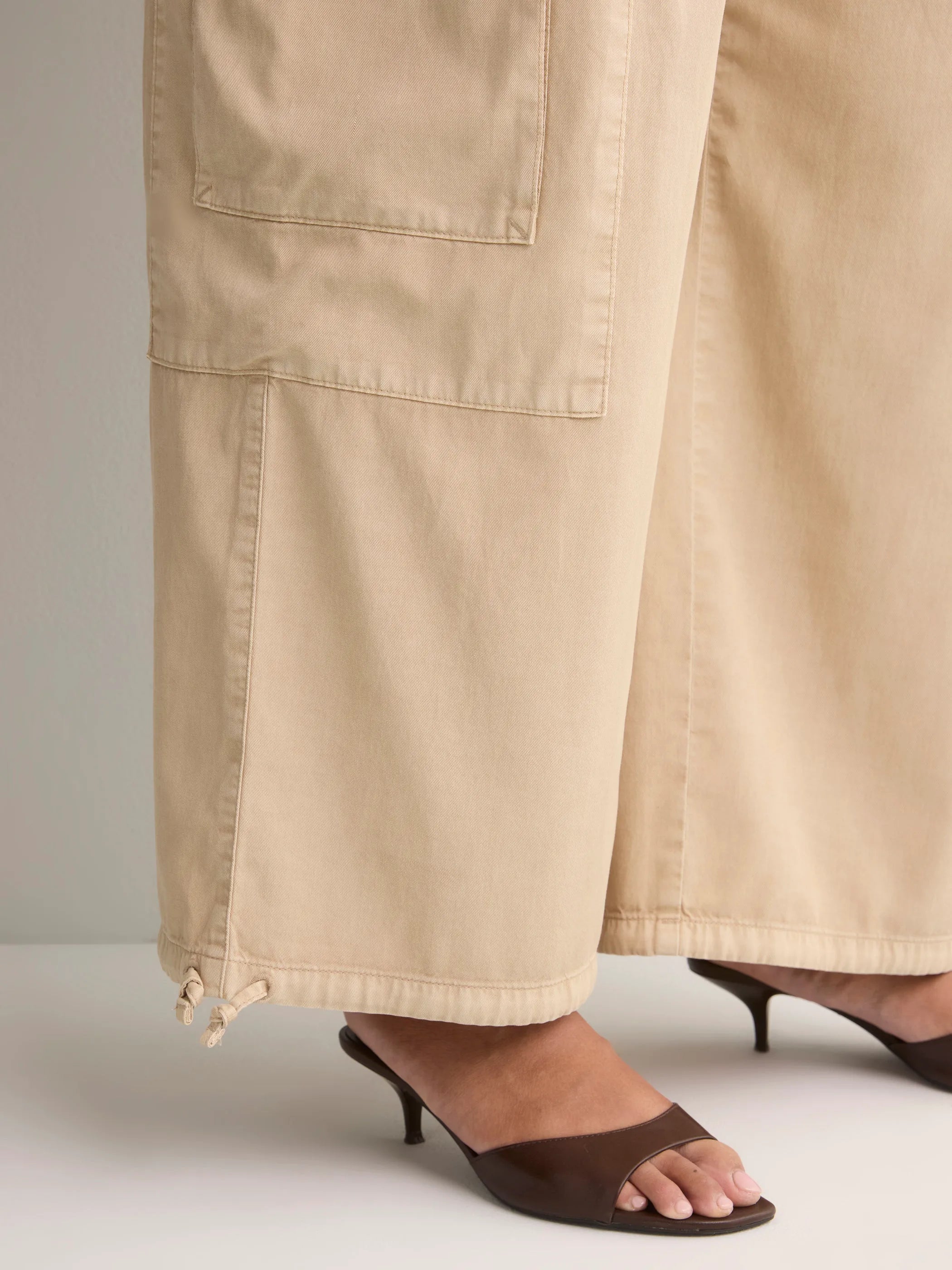 OXFORD TAN