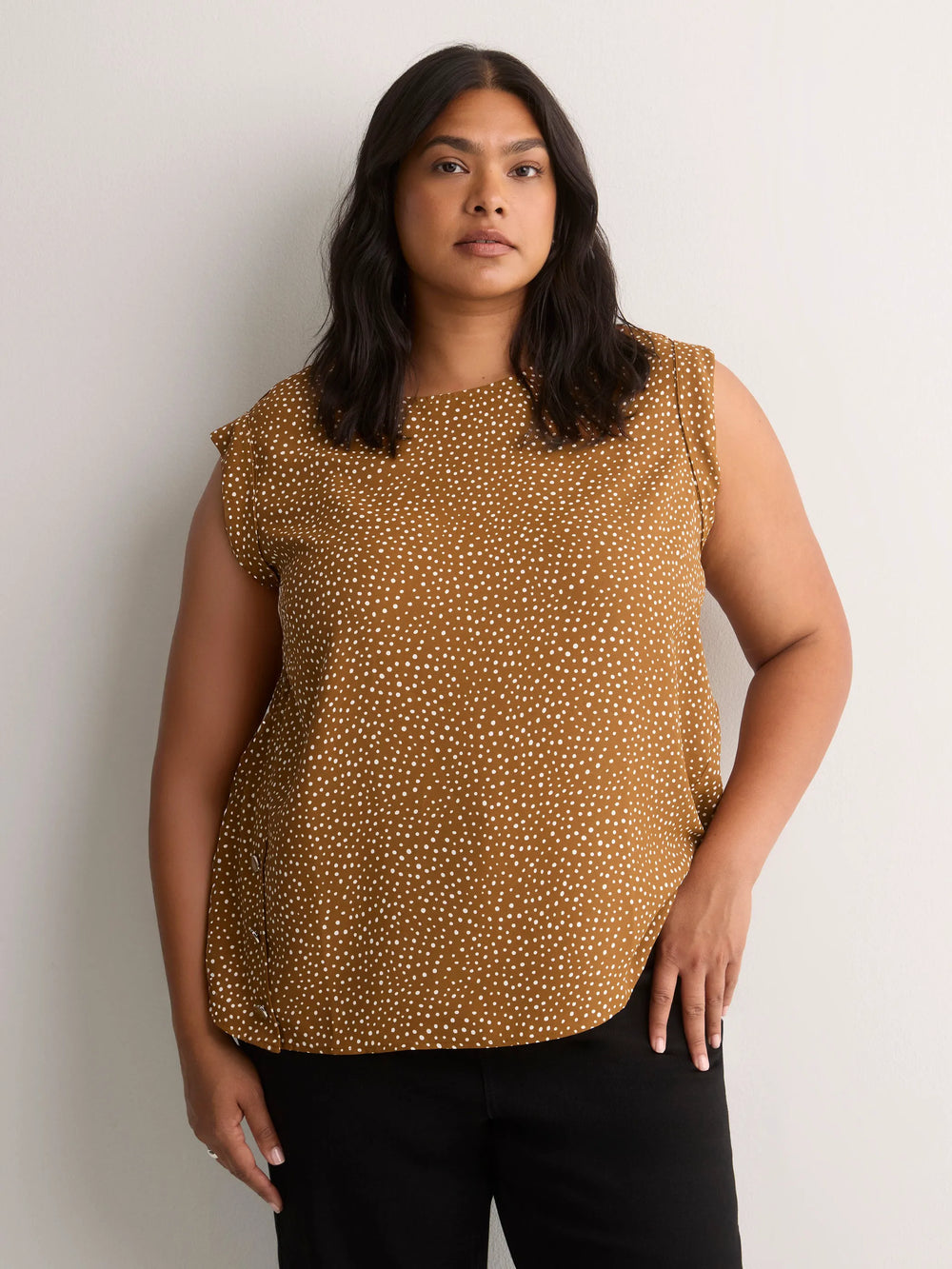F26 Pe Womens Apparel 230