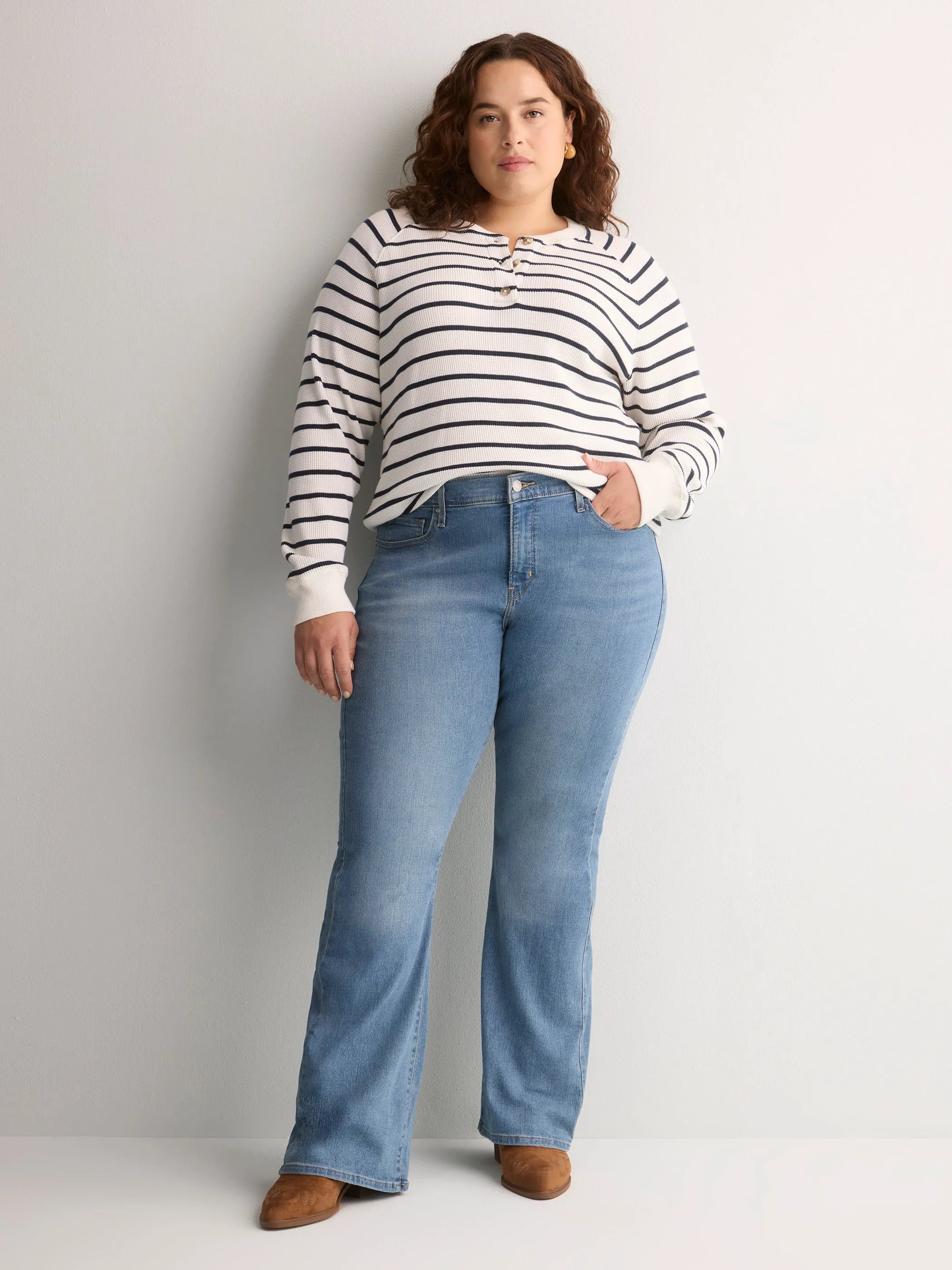MEDIUM BLUE DENIM