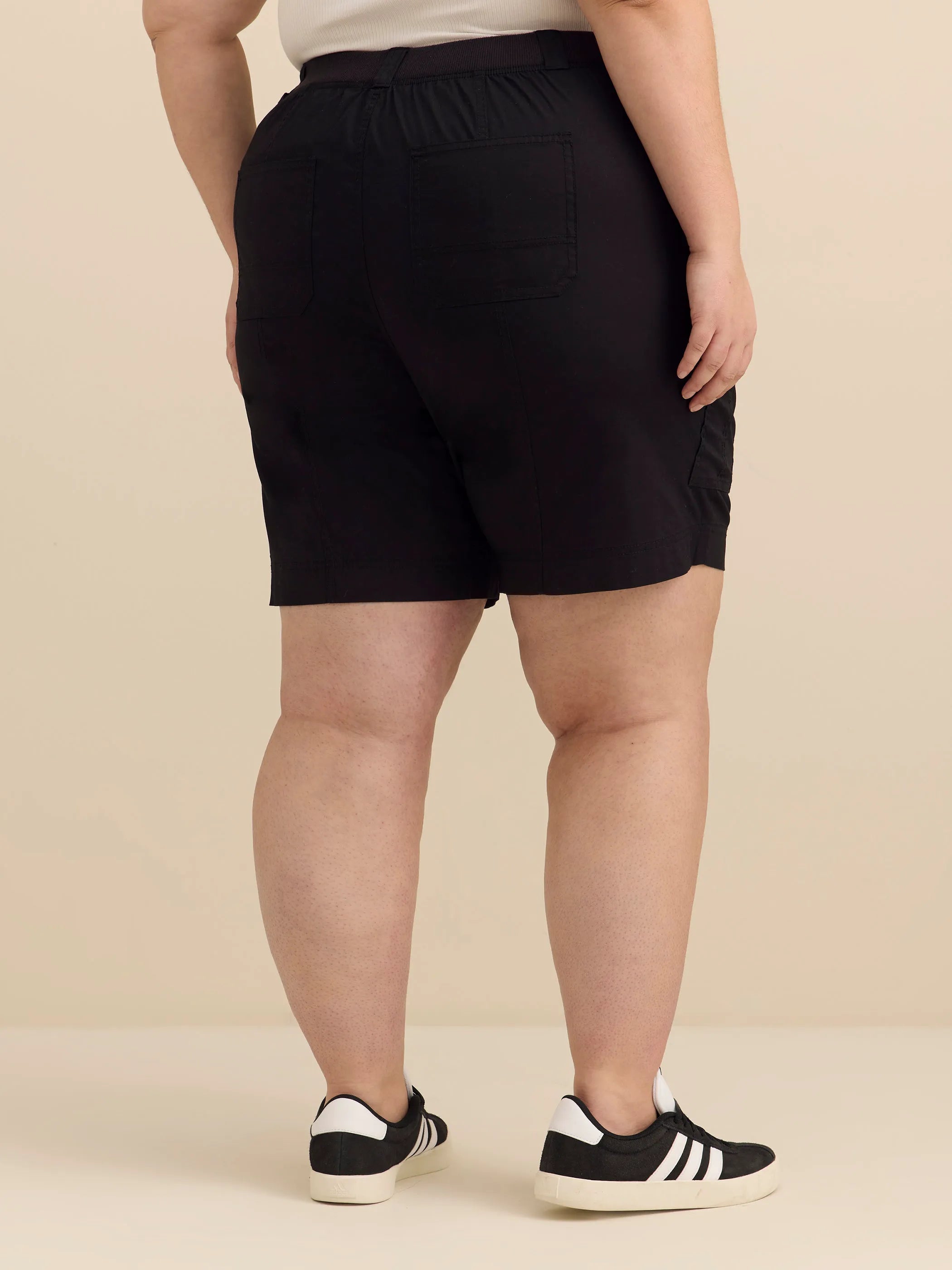 Solid Bermuda with Cargo Pockets