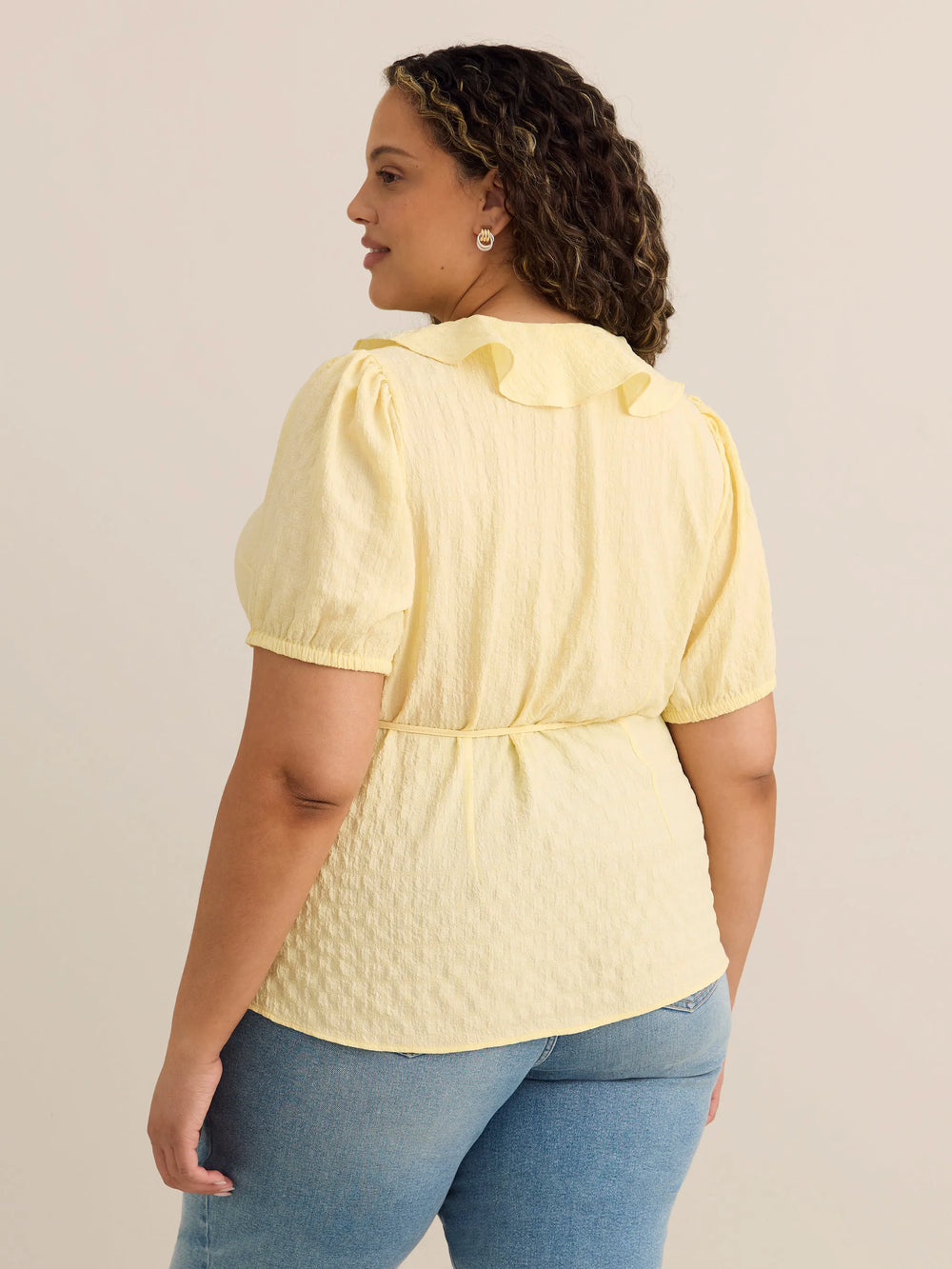 Pastel yellow
