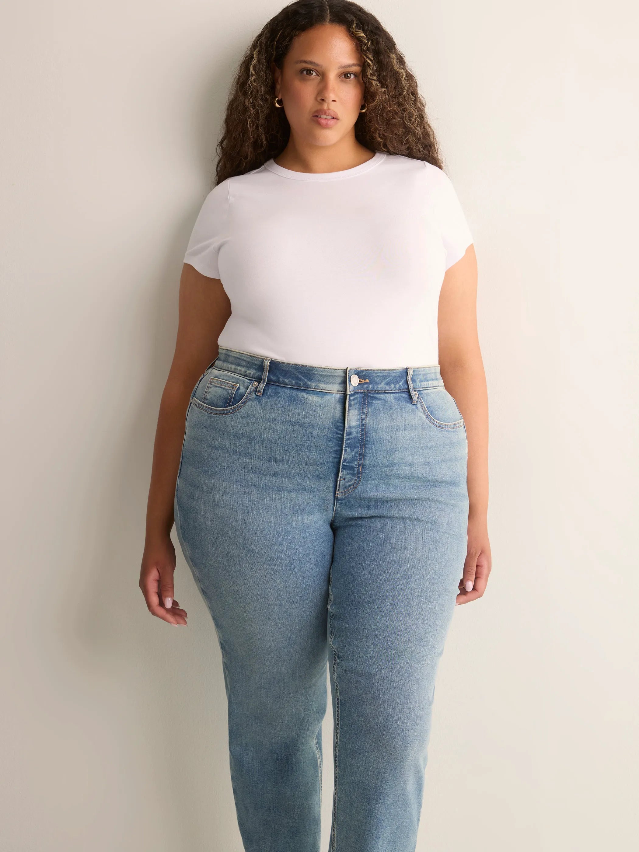 Light medium blue denim'