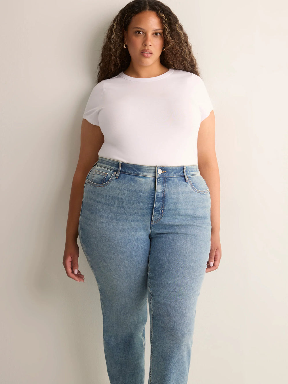 Light medium blue denim'