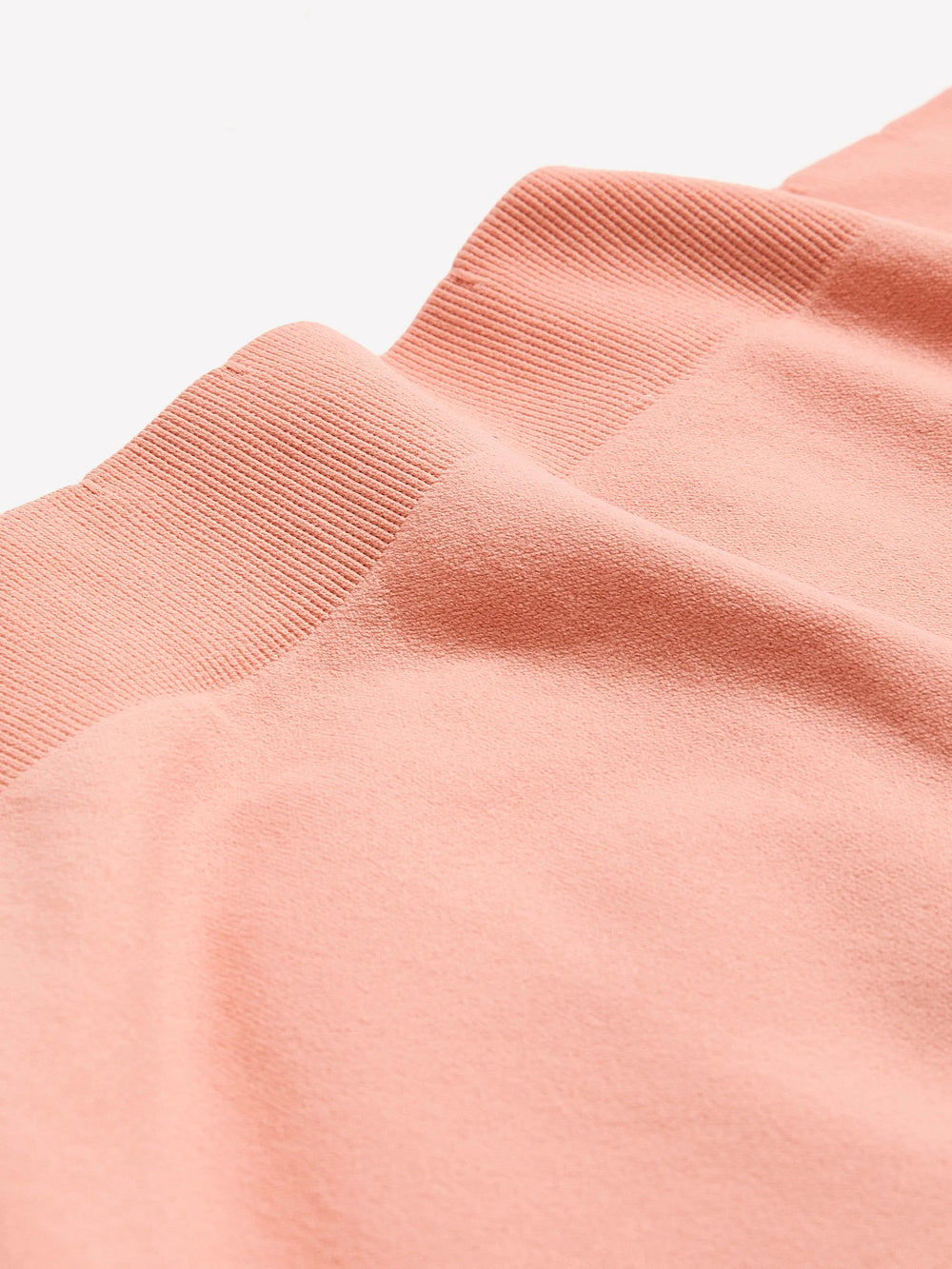 CORAL ALMOND