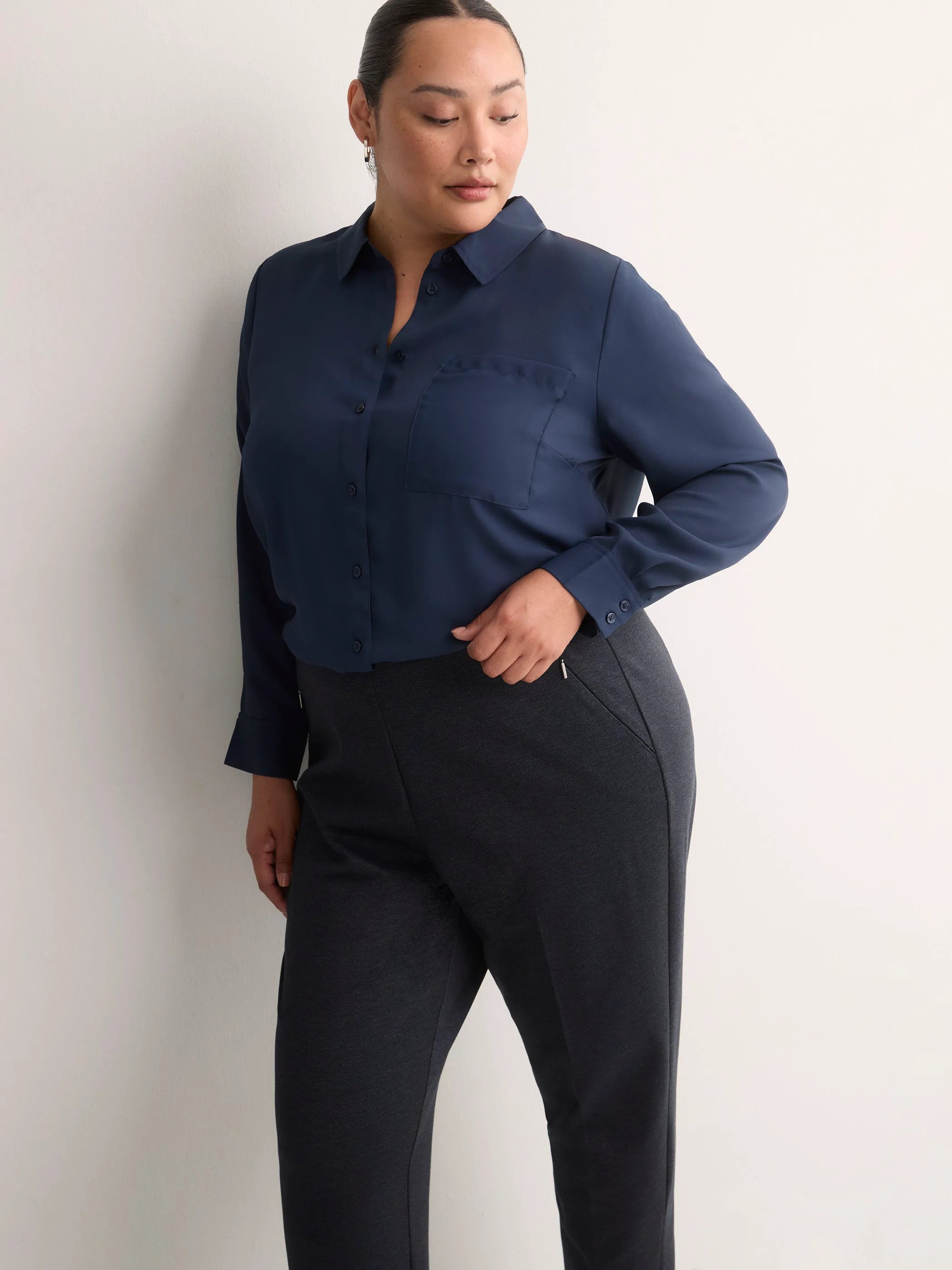 TEXTURED NAVY