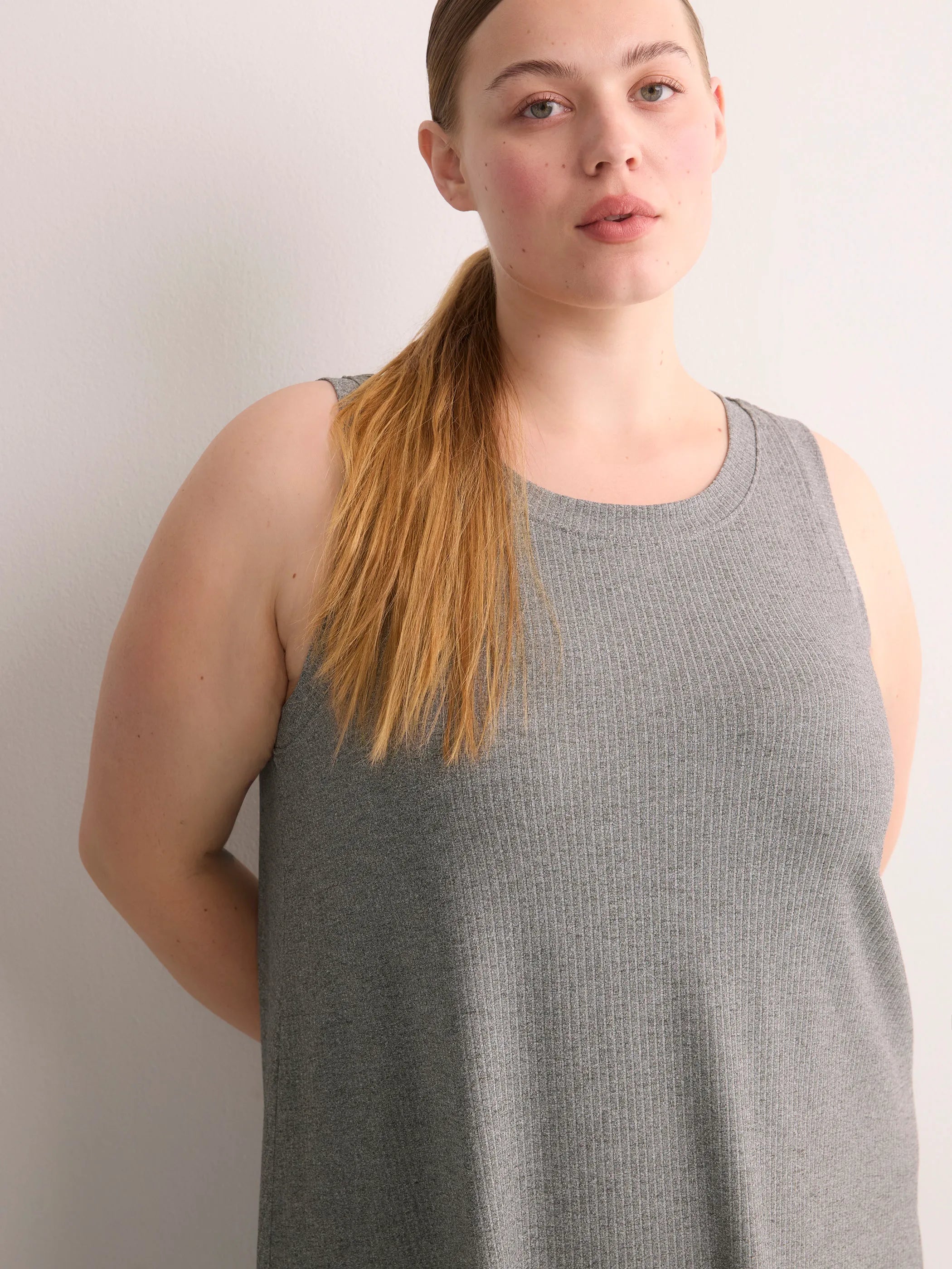 MEDIUM GREY HTR