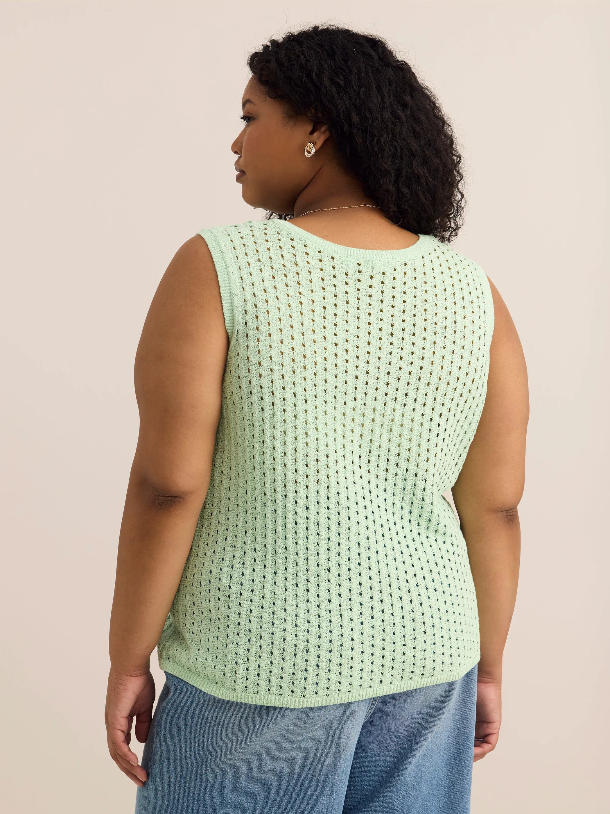 Mist green