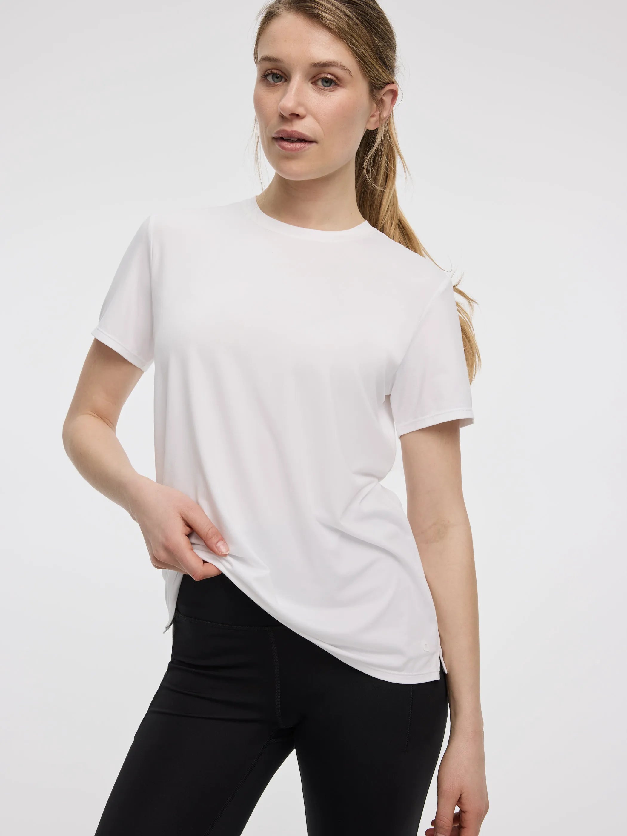 PURE WHITE