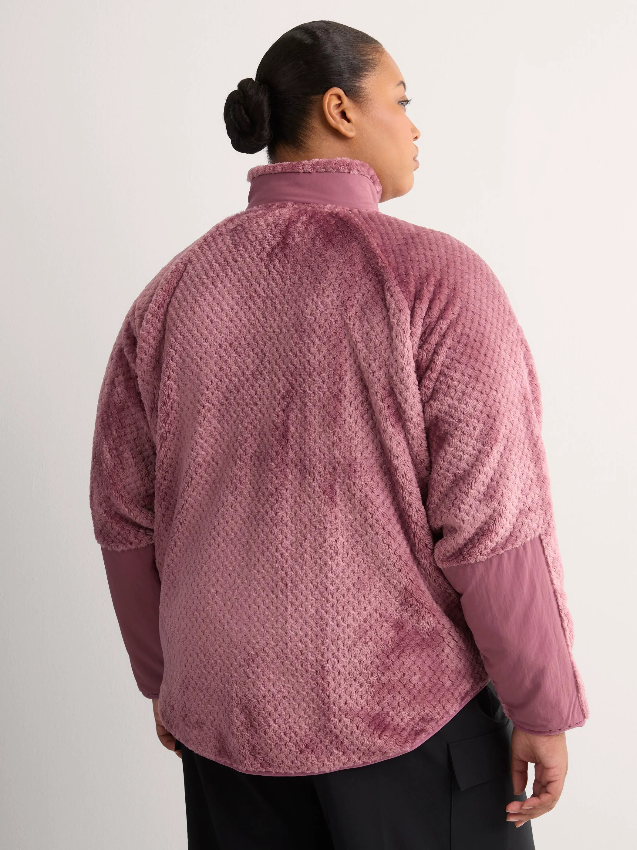 MELLOW MAUVE