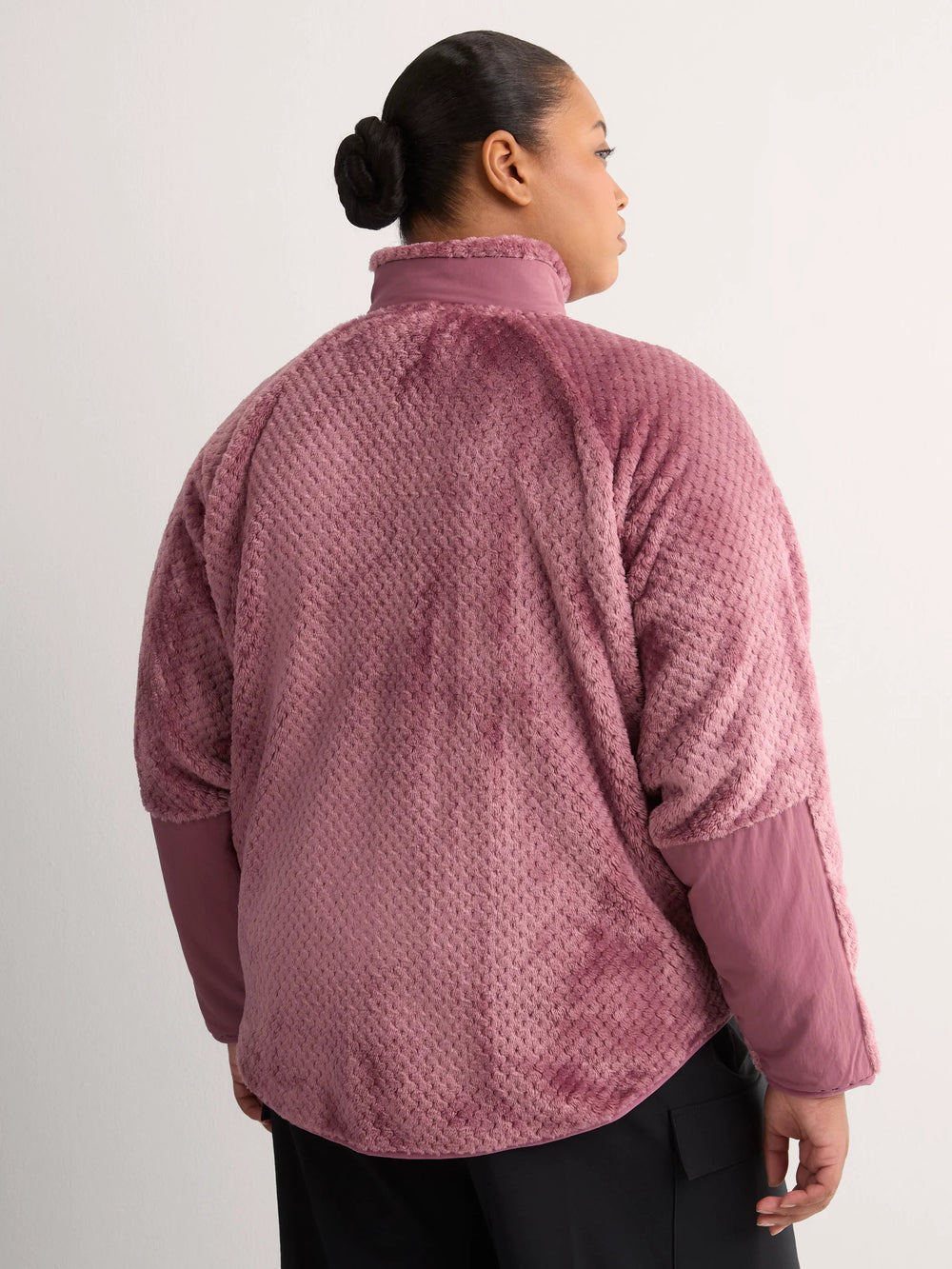 MELLOW MAUVE