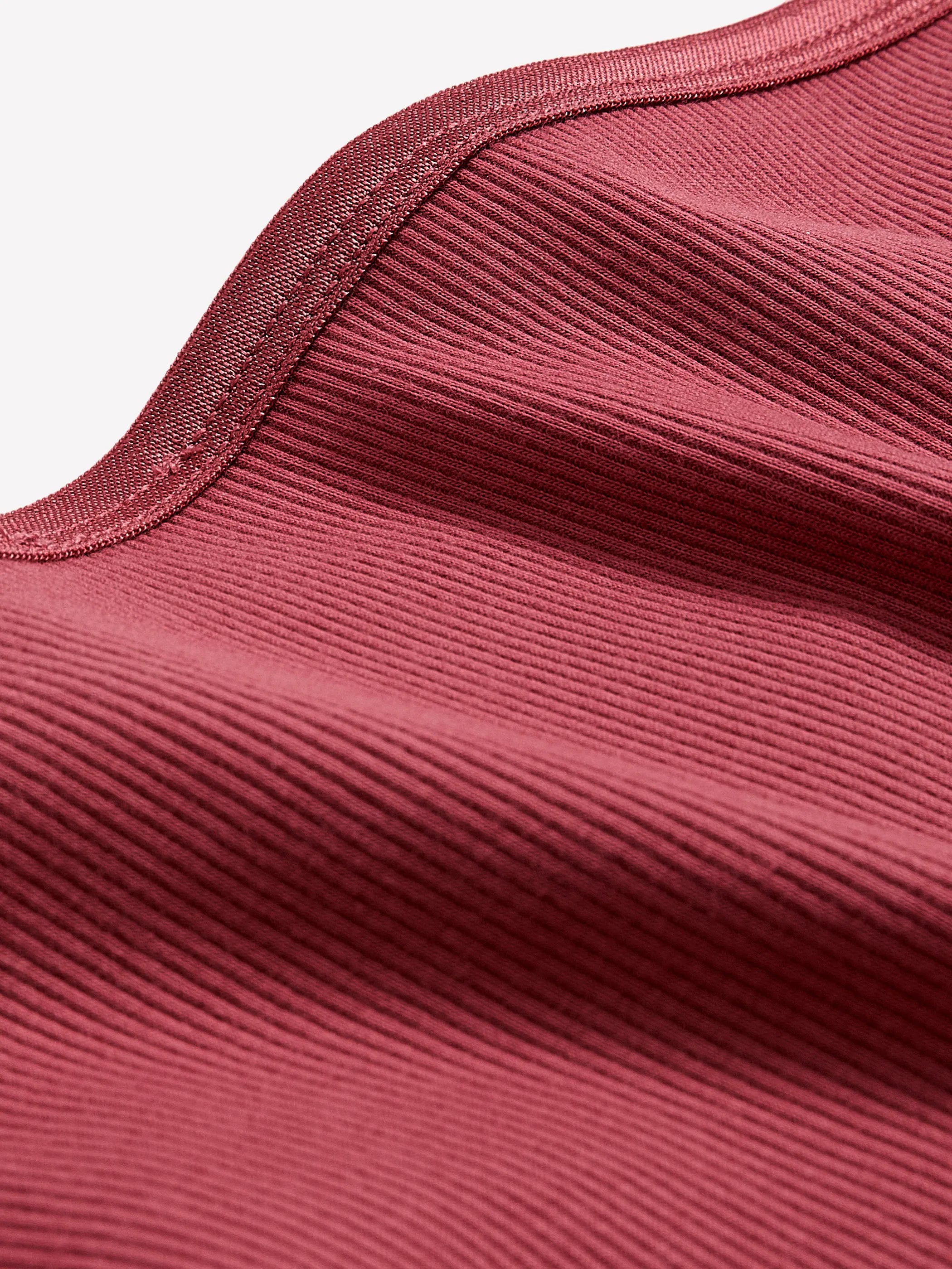 EARTH RED