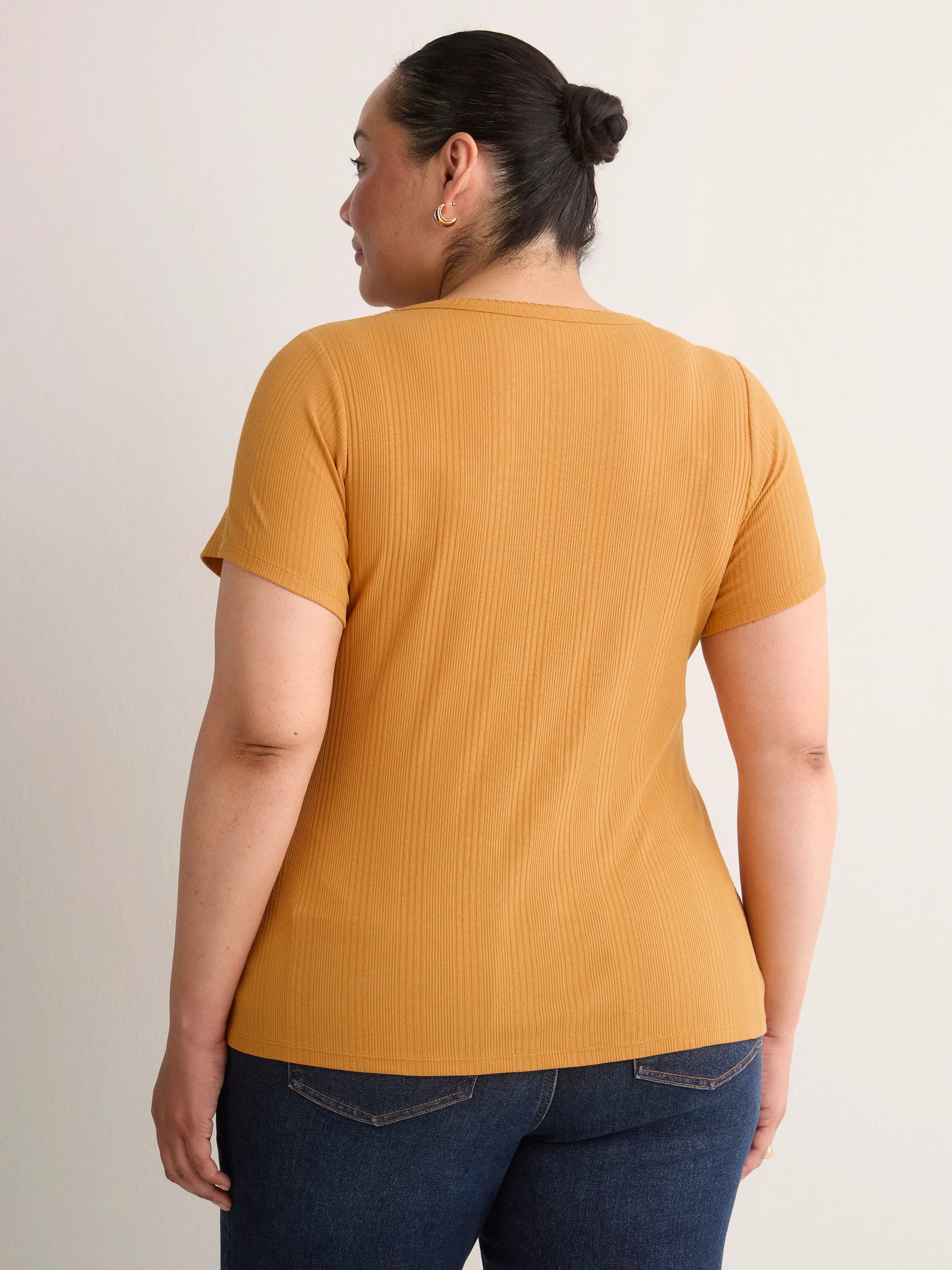 SPRUCE YELLOW