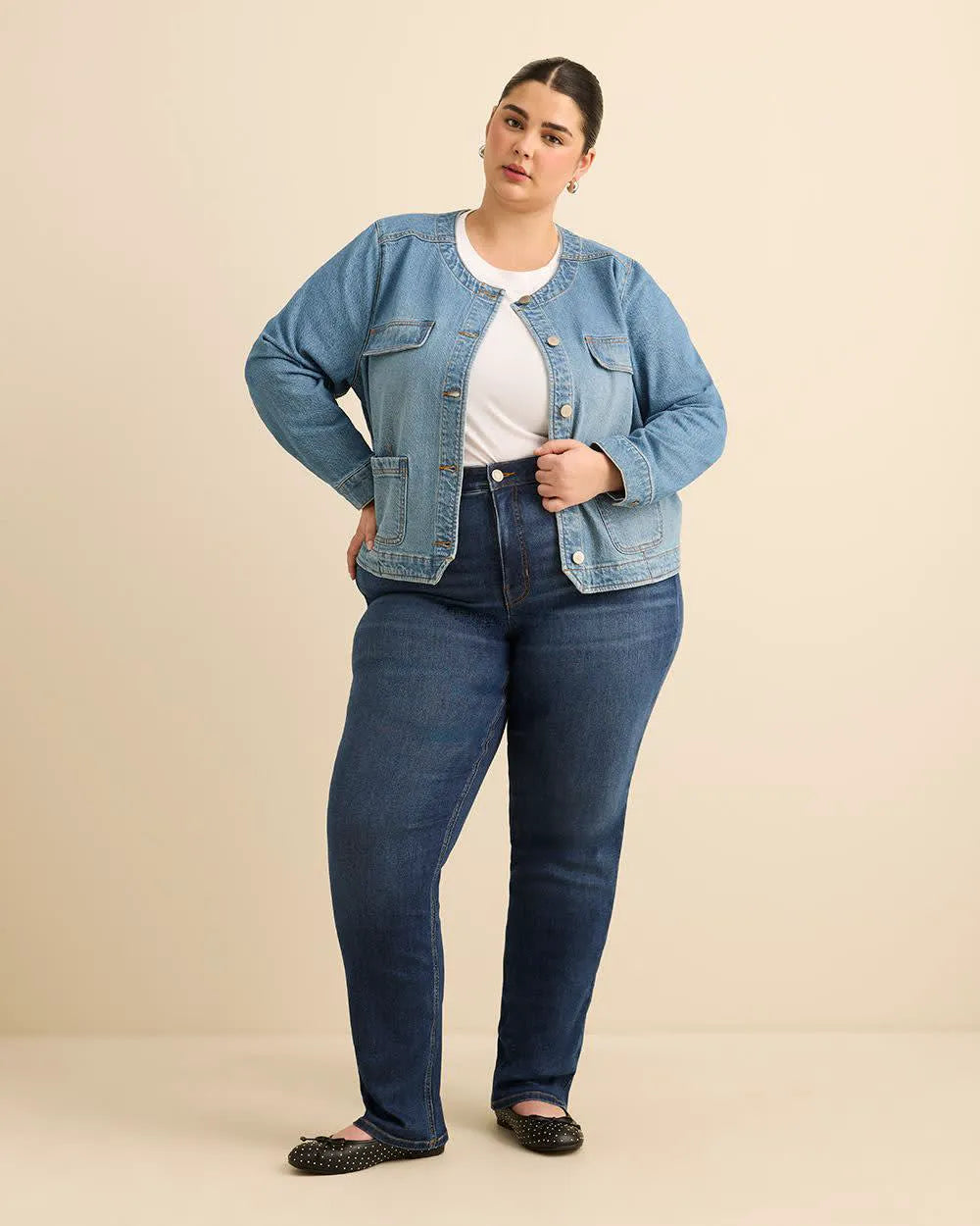 Light medium blue denim'